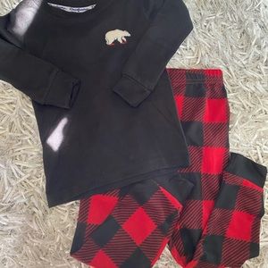 Cute set never worn!